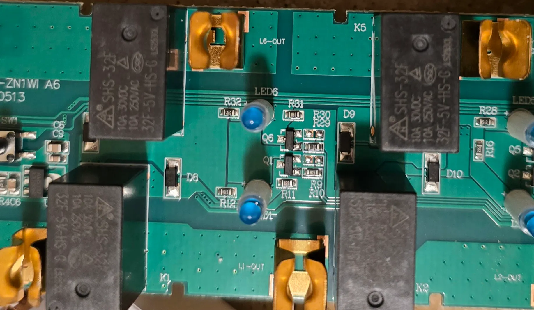 Individual Plug Circuit Individual Plug Circuit